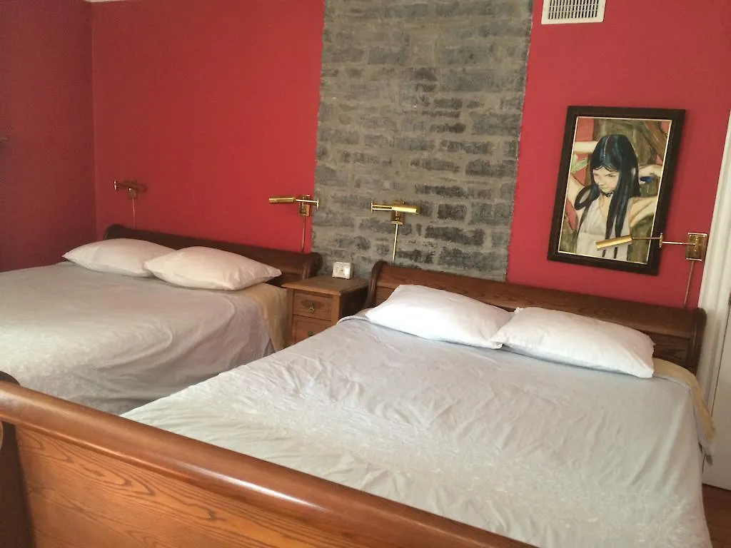 B&B Maison Historique James Thompson Quebec City